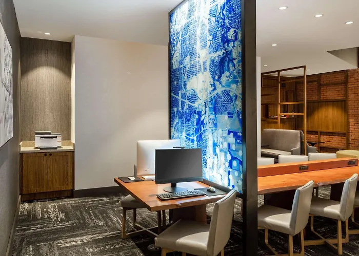 Hotel Hyatt Place Worth-alliance Town Center 3*